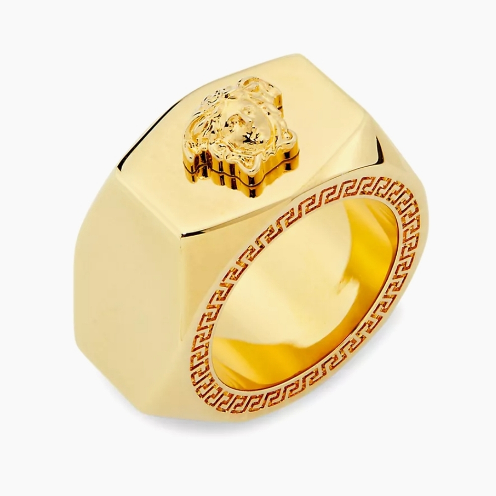 Versace Medusa  Ring 5 ¼ Never worn Gold